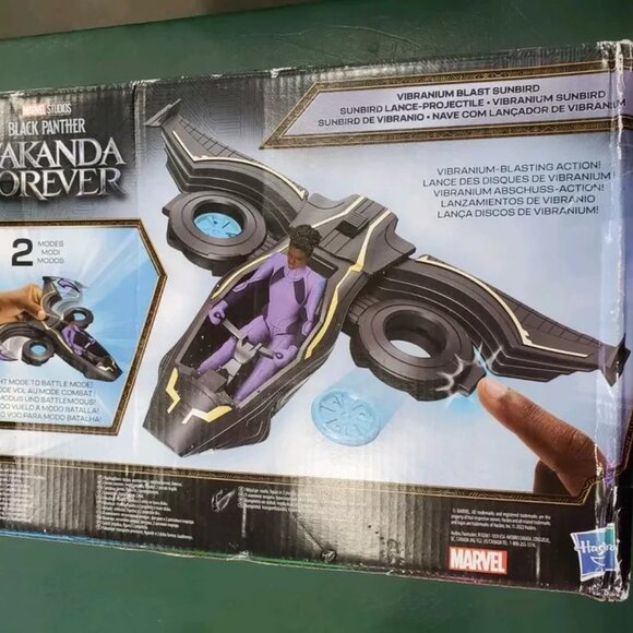 NEW Marvel Studios Black Panther Wakanda Forever Vibranium Blast Sunbird W/Shuri - Picture 2 of 2